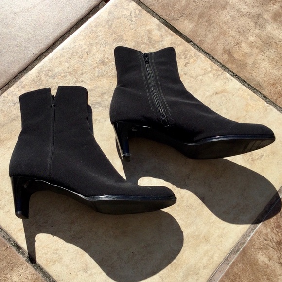 STUART WEITZMAN PERFECT PERFECT PERFECT Fall Winter boots. 7M - Picture 5 of 8